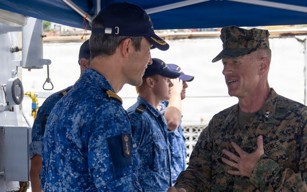 Maj.Gen. Jarrard Meets with Local Leaders around Venezuela