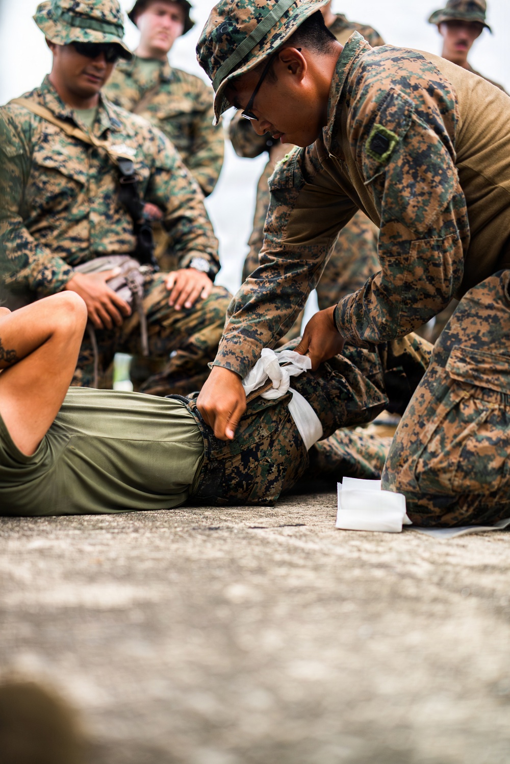 3rd Littoral Combat Team, Damage Control Resuscitation Team, and Phillippine marines conduct TCCC training during KAMANDAG 10