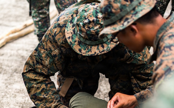 3rd Littoral Combat Team, Damage Control Resuscitation Team, and Phillippine marines conduct TCCC training during KAMANDAG 10