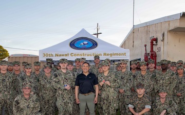 Acting SECNAV Visits 30NCR