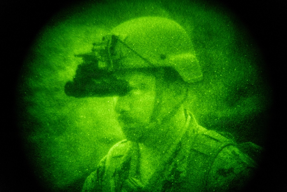 Fuji Viper 26.3 | U.S. Marines Conduct Day and Night Land Navigation