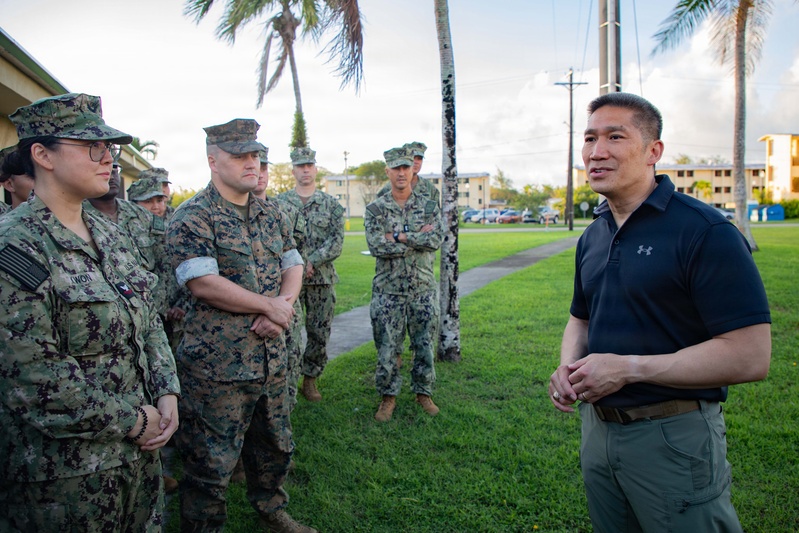 Acting SECNAV Visits 30NCR