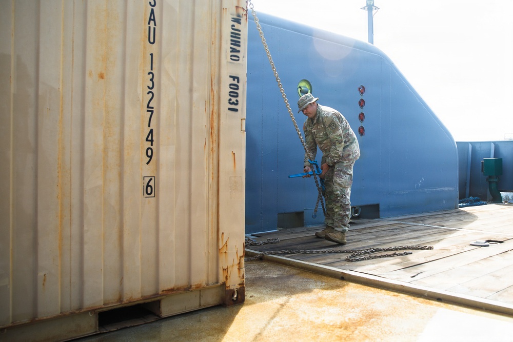 Harbormasters Keep Valiant Shield Moving