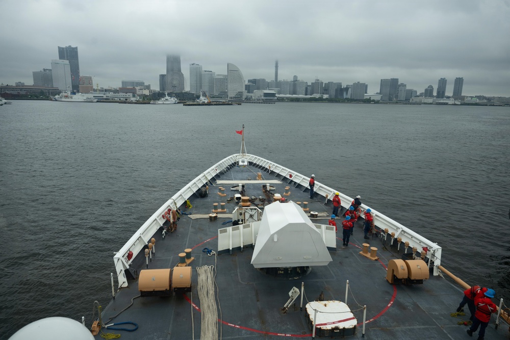 USCGC Midgett arrives in Yokohama, Japan, to participate in joint operations with Japan Coast Guard