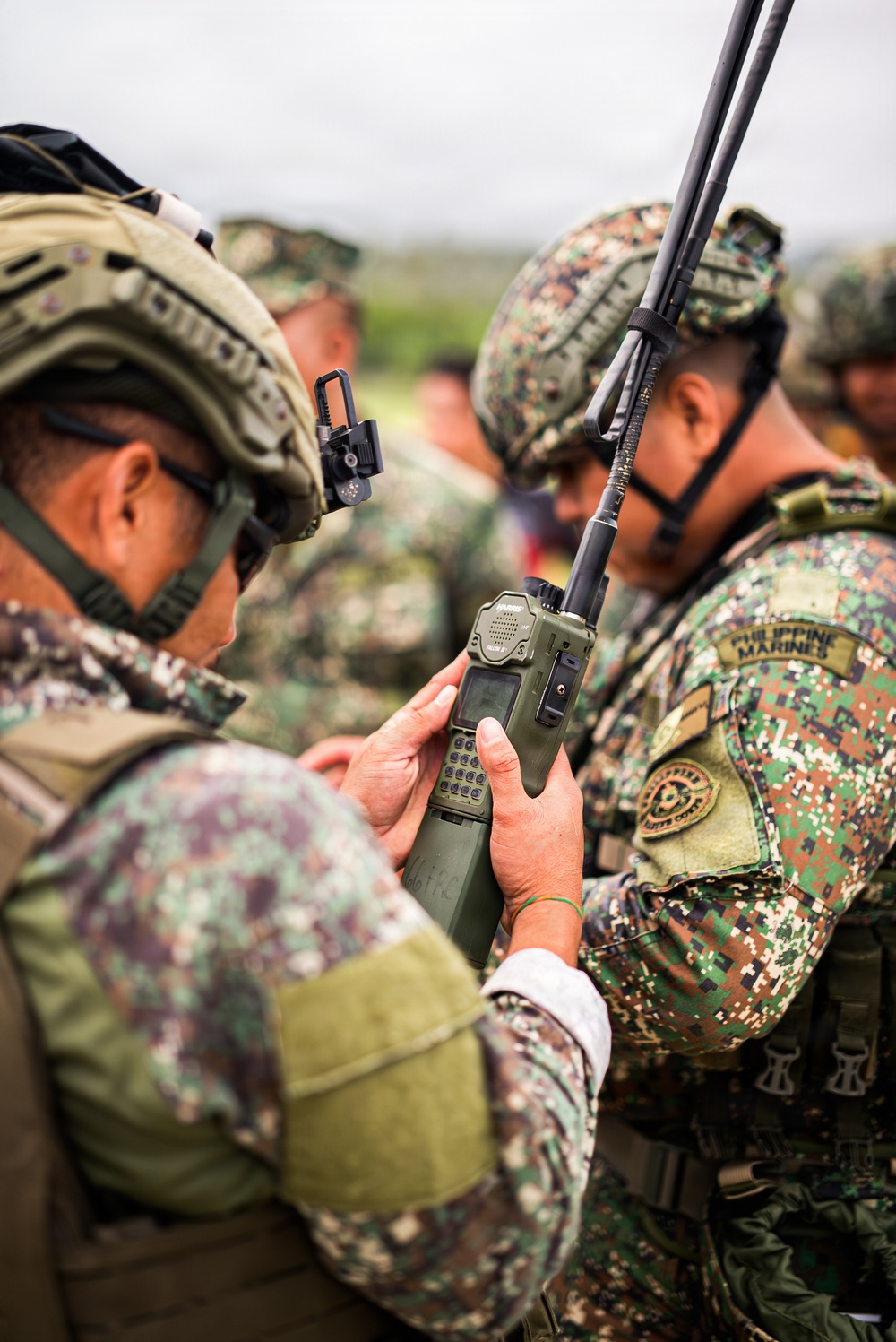 3rd Marine Littoral Regiment, Philippine marines conduct communications familiarization training during KAMANDAG 10