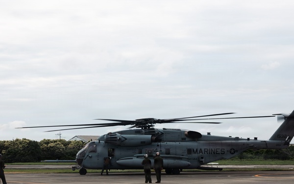 HMH-361 takes off from JGSDF Camp Metabaru
