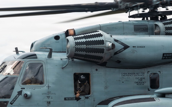 HMH-361 takes off from JGSDF Camp Metabaru