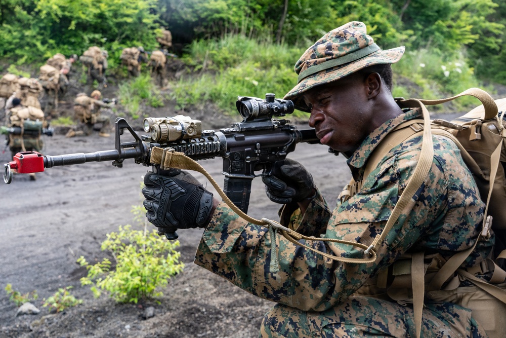 Fuji Viper 26.3 | U.S. Marines Conduct a Patrol Exercise