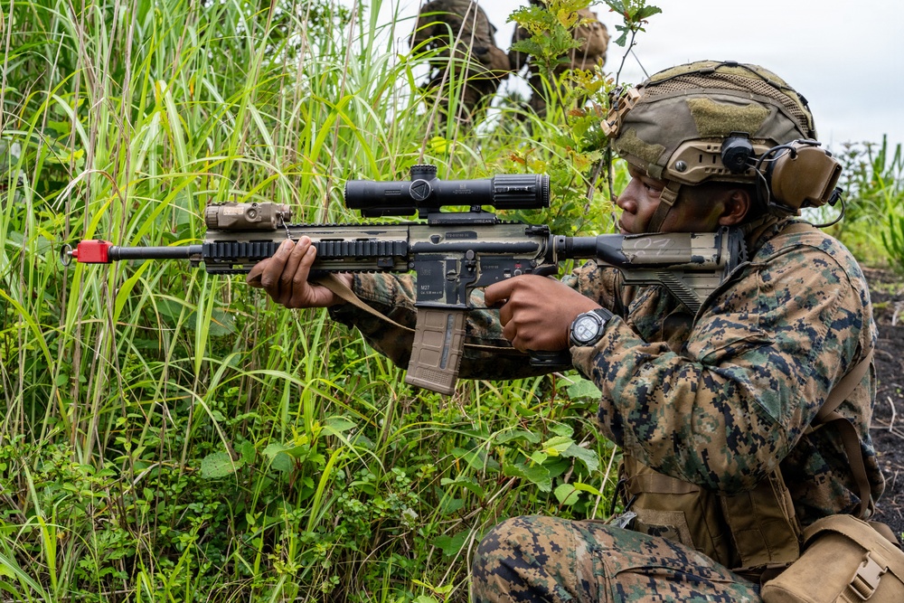 Fuji Viper 26.3 | U.S. Marines Conduct a Patrol Exercise