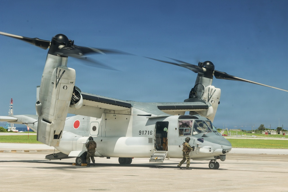 Japanese V-22 Ospreys arrive at MCAS Futenma for Resolute Dragon 26