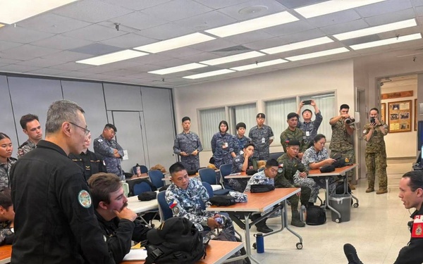RIMPAC 2026: Canadian sailors demonstrate medical procedures aboard HMCS Ottawa