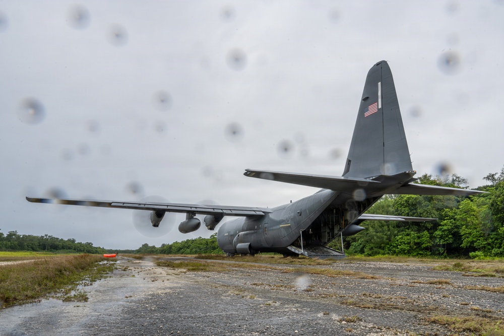 317th AW transports personnel simulating rapid island operations setup