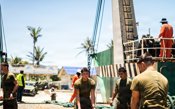 3rd Marine Littoral Regiment loads Philippine surface connectors after maritime key terrain security operations during KAMANDAG 10
