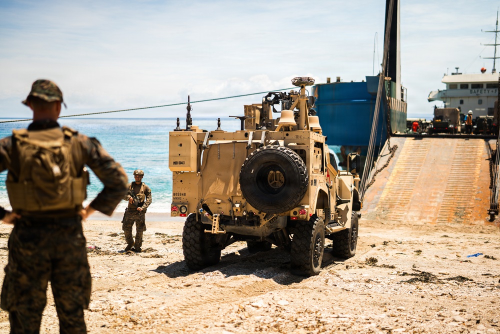 3rd Marine Littoral Regiment loads Philippine surface connectors after maritime key terrain security operations during KAMANDAG 10