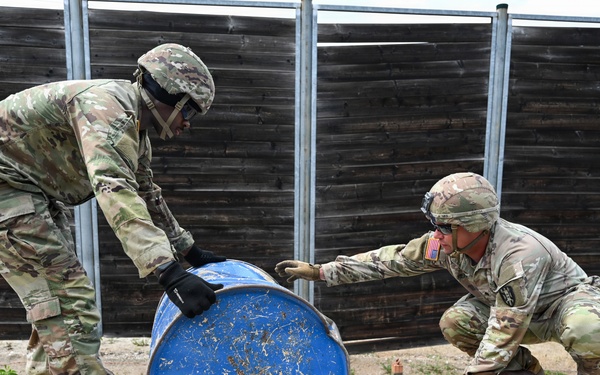 809th MRBC teamwork at Leaders Reaction Course