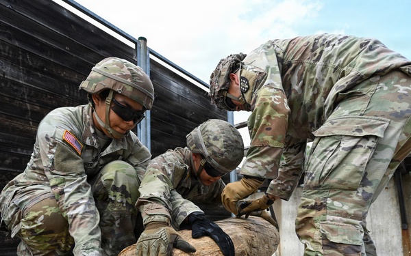809th MRBC teamwork at Leaders Reaction Course