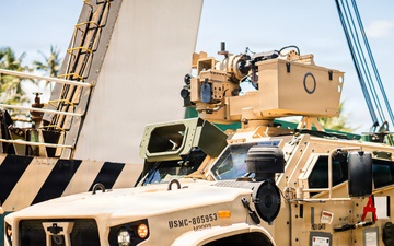 3rd Marine Littoral Regiment loads Philippine surface connectors after maritime key terrain security operations during KAMANDAG 10