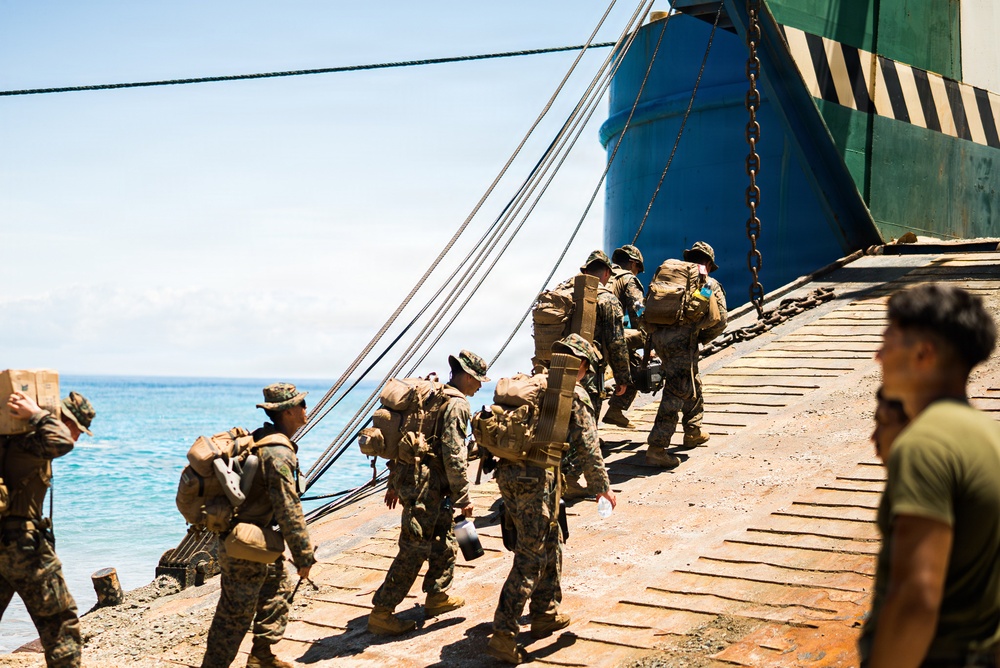 3rd Marine Littoral Regiment loads Philippine surface connectors after maritime key terrain security operations during KAMANDAG 10