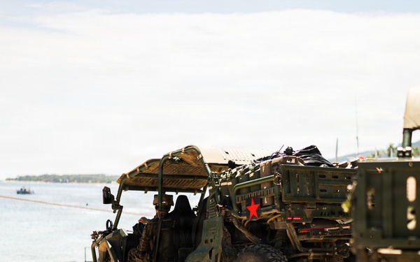 3rd Marine Littoral Regiment loads Philippine surface connectors after maritime key terrain security operations during KAMANDAG 10