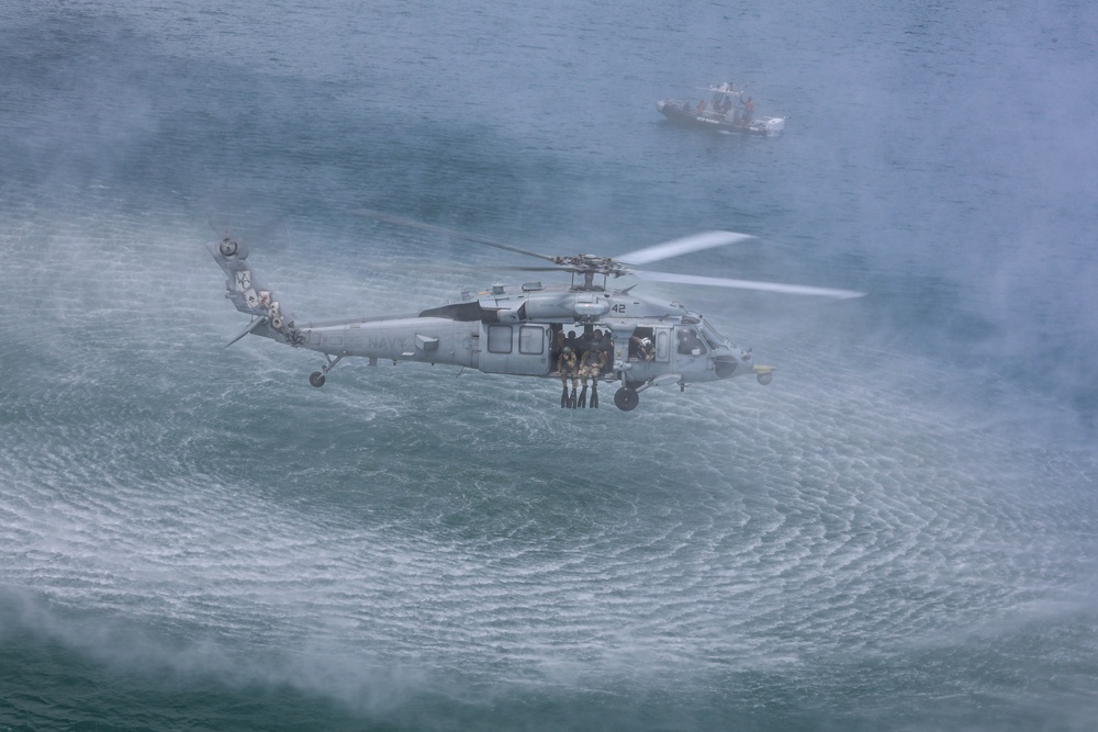 U.S. Navy EOD divers conduct jump training during RIMPAC 26