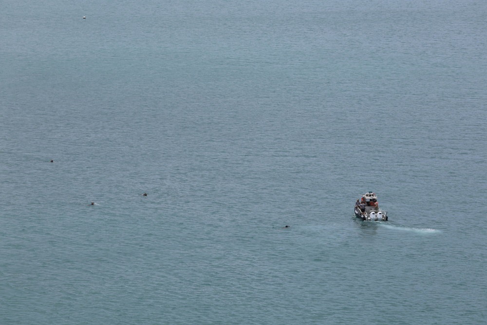 U.S. Navy EOD divers conduct jump training during RIMPAC 26