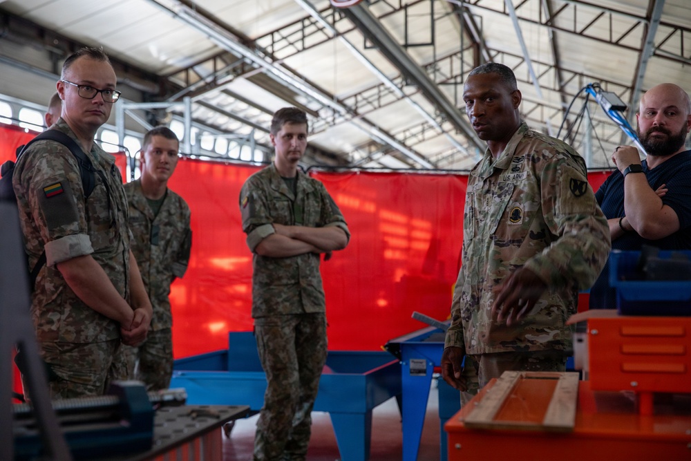 Lithuanian Delegation tours 21st Theater Sustainment Command Innovation Center