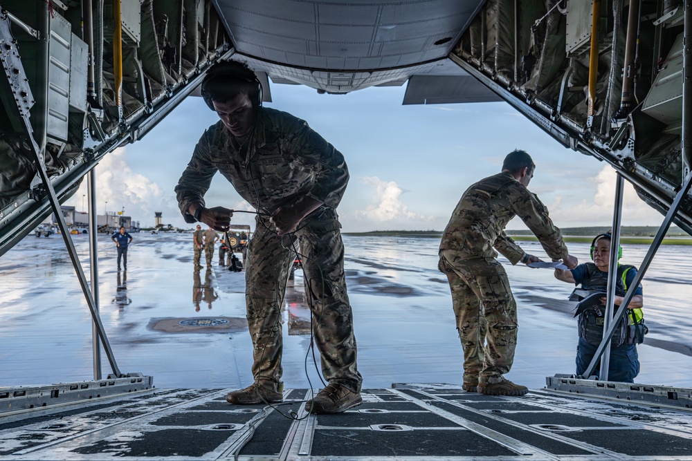 39th AS simulates airdrops and transports cargo for VS26