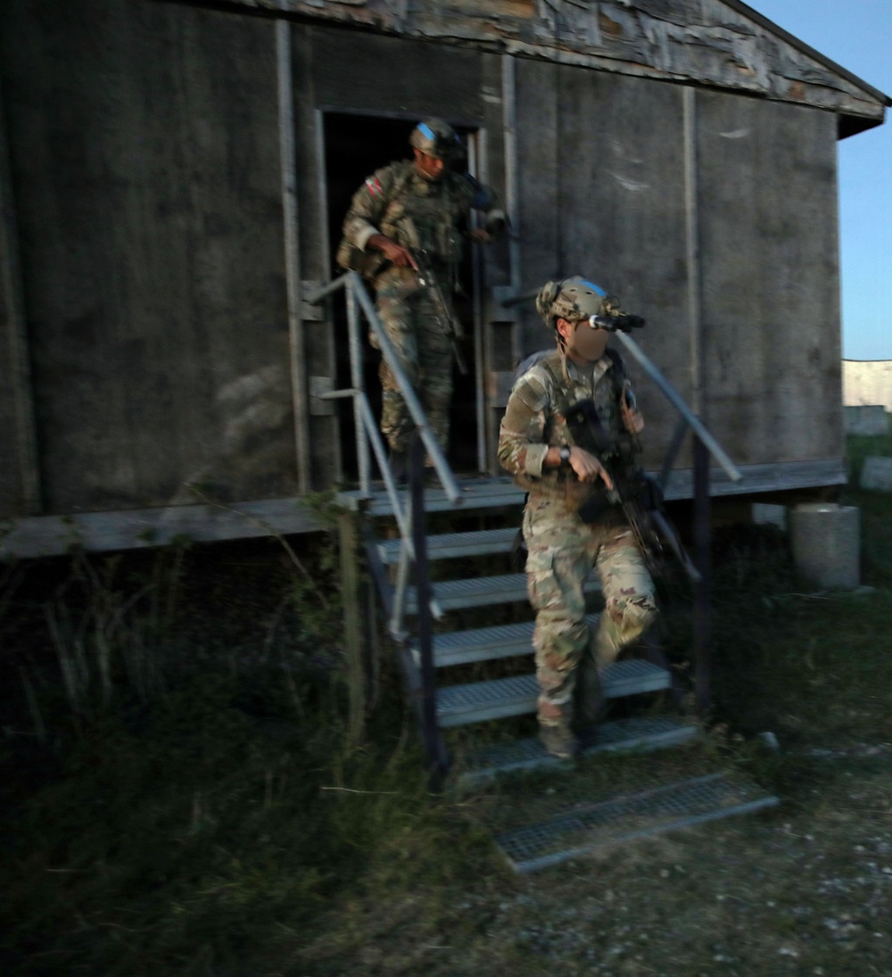 Deep Strike 10th Special Forces Group