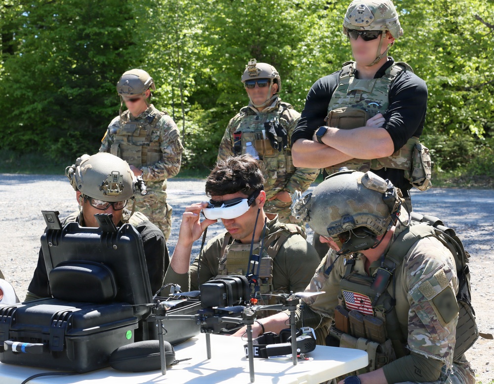 Deep Strike 10th Special Forces Group