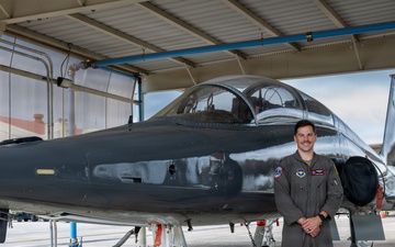 U.S. Air Force pilot continues tradition on his own path