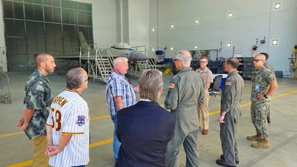 VADM Verissimo (Commander Naval Air Forces) at Fleet Readiness Center Southwest