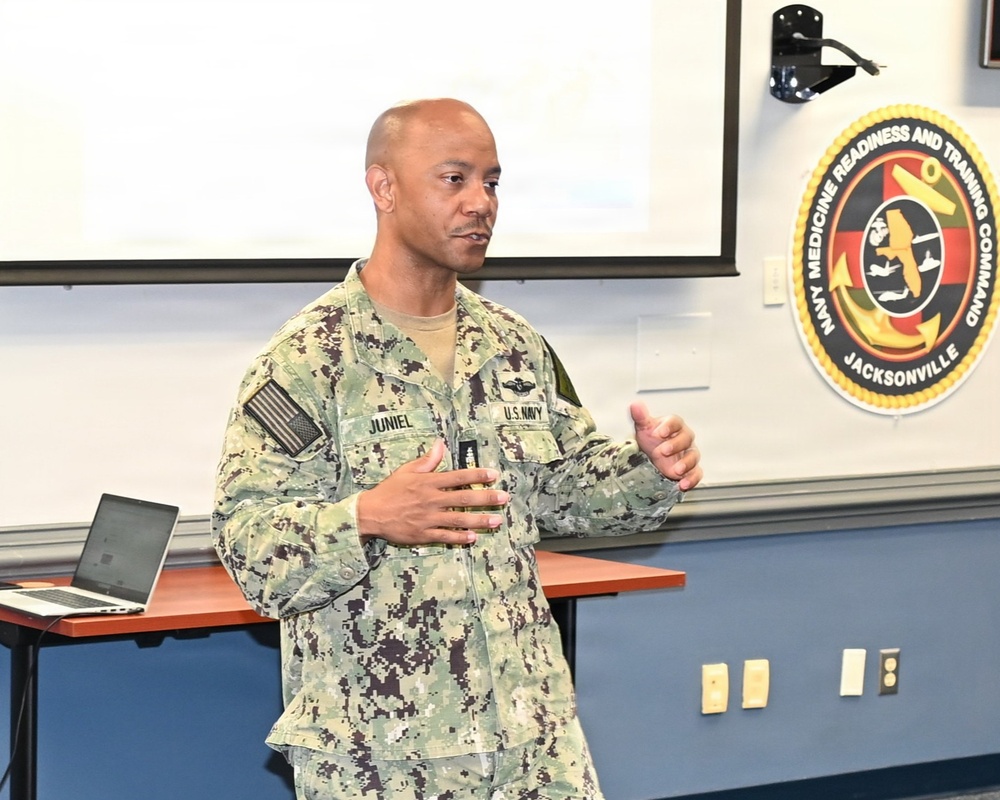 PERS-407 Fleet Engagement visits NH Jacksonville