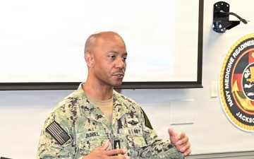 PERS-407 Fleet Engagement visits NH Jacksonville