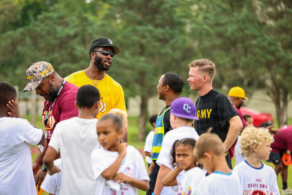 Fort Lee hosts Washington Commanders’ Odafe Oweh ProCamp for military children