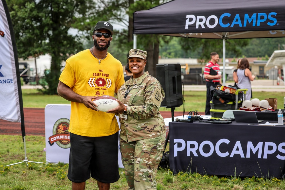 Fort Lee hosts Washington Commanders’ Odafe Oweh ProCamp for military children