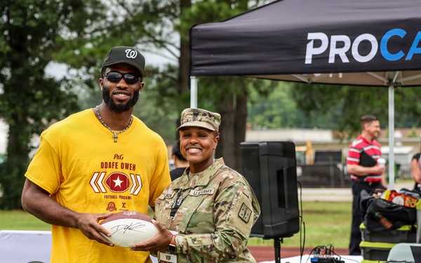 Fort Lee hosts Washington Commanders’ Odafe Oweh ProCamp for military children