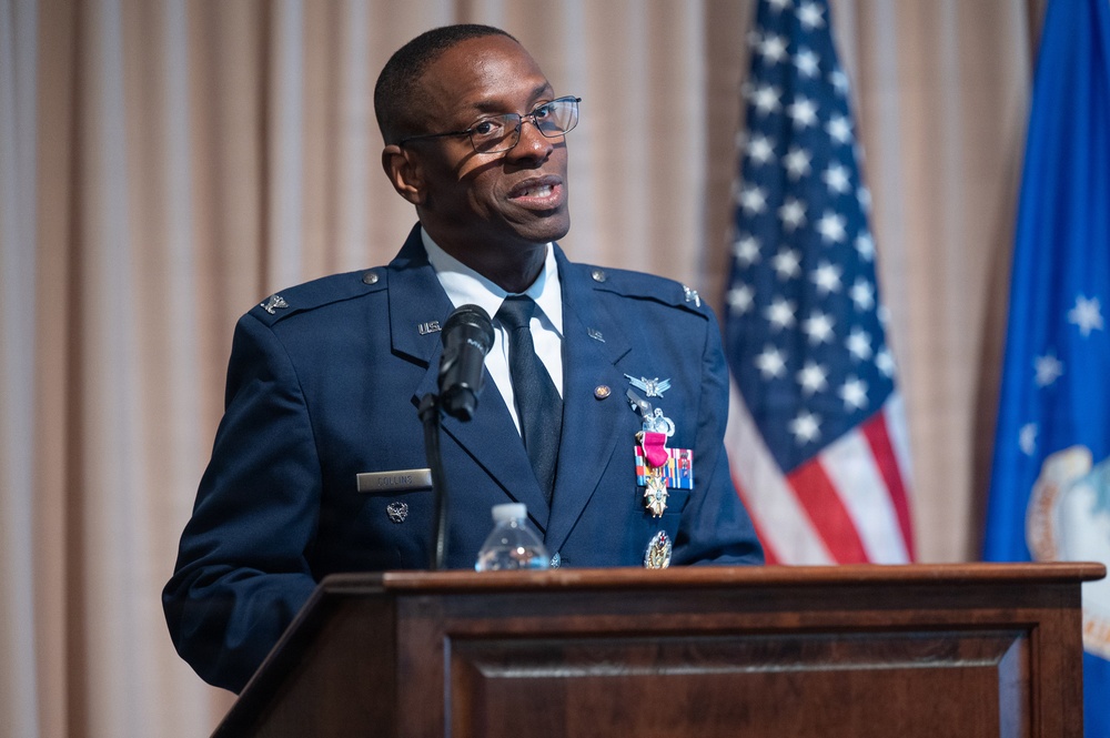 Electronic Systems deputy PEO retires after nearly three decades of service