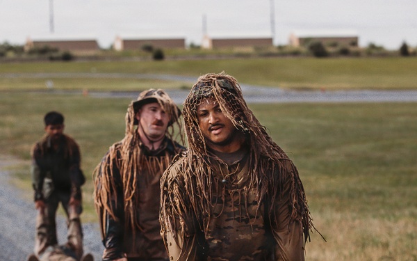 1-112th Infantry Recon squads conduct ‘ghillie wash’ training event