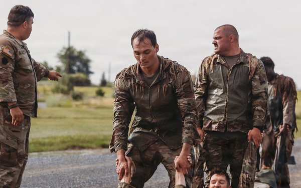 1-112th Infantry Recon squads conduct ‘ghillie wash’ training event