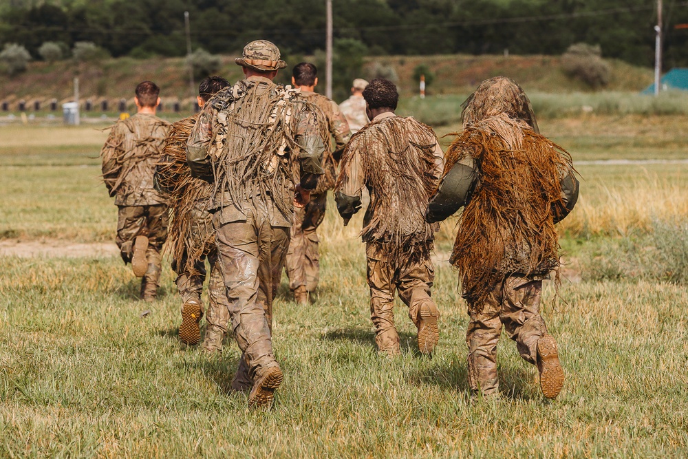 1-112th Infantry Recon squads conduct ‘ghillie wash’ training event