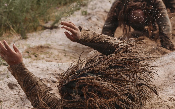 1-112th Infantry Recon squads conduct ‘ghillie wash’ training event