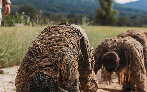 1-112th Infantry Recon squads conduct ‘ghillie wash’ training event