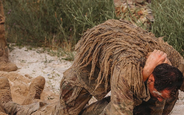 1-112th Infantry Recon squads conduct ‘ghillie wash’ training event