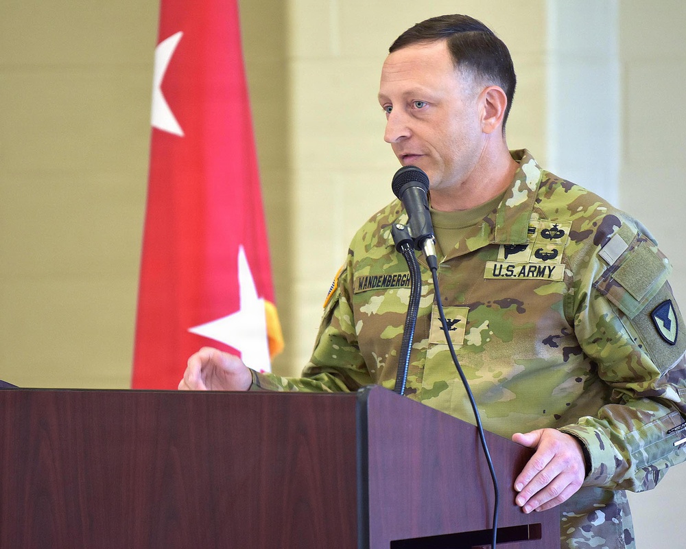 The Blue Grass Army Depot Welcomes New Commander During Change of Command Ceremony