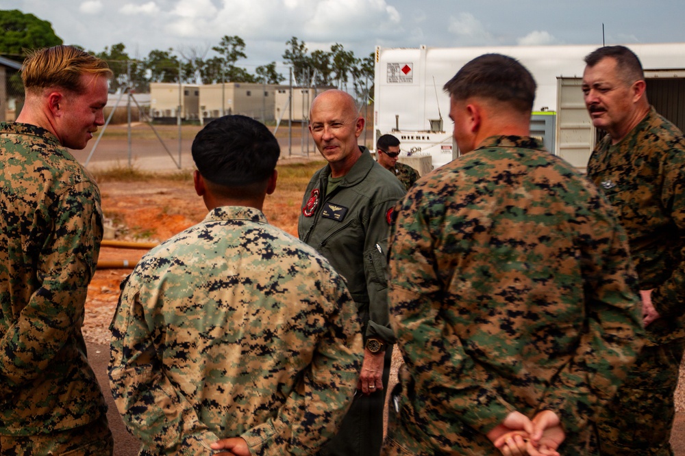 3rd MAW CG Meets with Marine Rotational Force-Darwin Marines