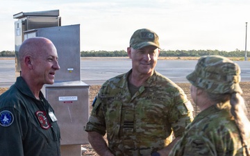 3rd MAW CG Meets with Marine Rotational Force-Darwin Marines