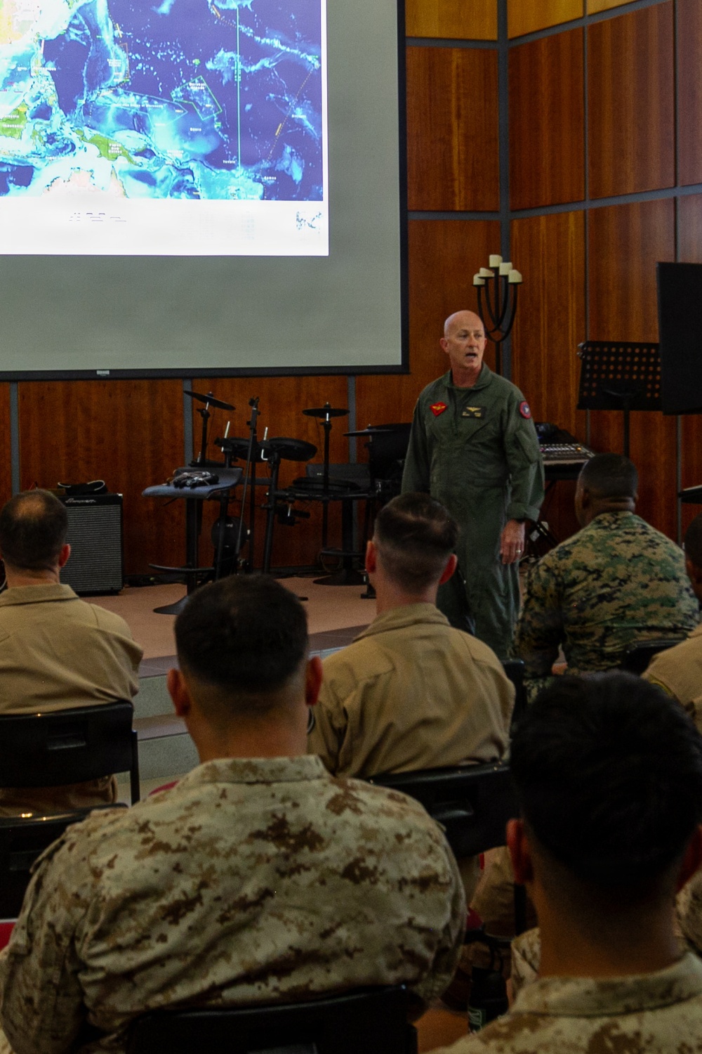 3rd MAW CG Recognizes VMFA-214 Marines aboard RAAF Base Tindal