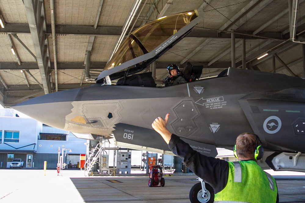 3rd MAW CG flies RAAF F-35A for Air Warfare Instructor Course