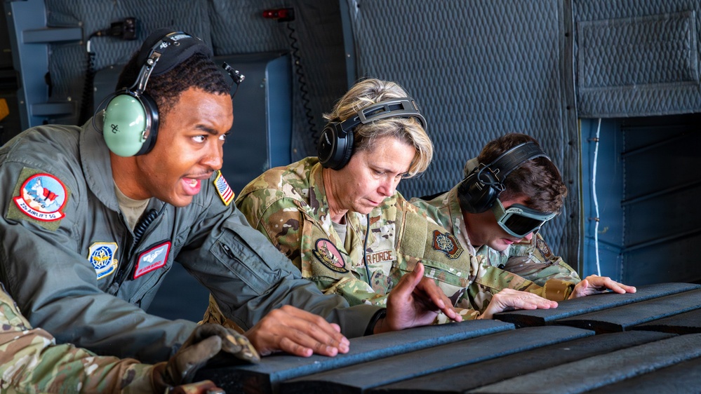 Travis AFB hosts Lt. Gen. Sonkiss