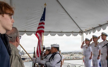 USS Omaha (LCS 12) Holds Change of Command Ceremony